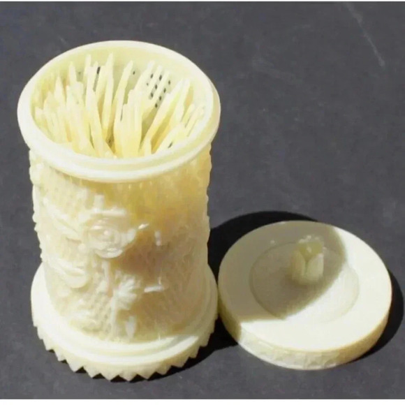Vtg MCM 1978 Appetizer Celluloid PARTY Cocktail Forks Rose Container Hong Kong - Picture 1 of 2